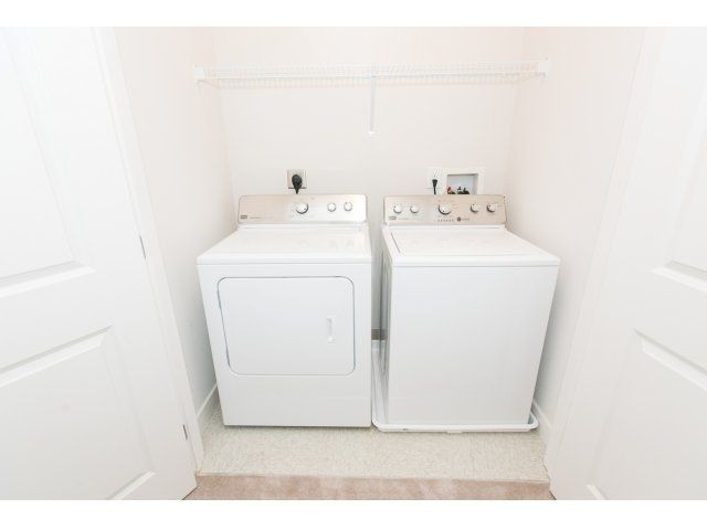 washer and dryer, white