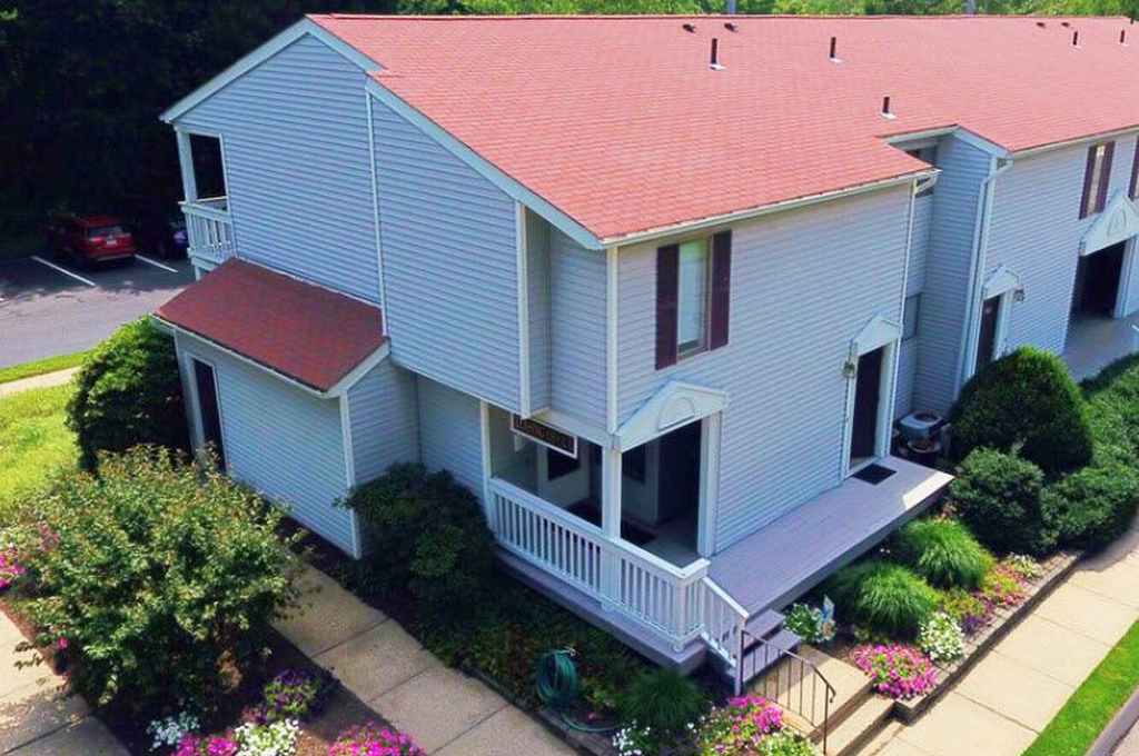 Exterior, landscaping, flowers