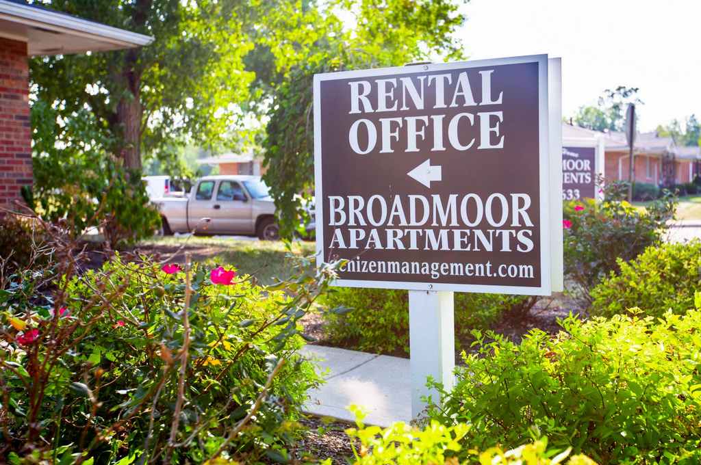 Rental Office Sign